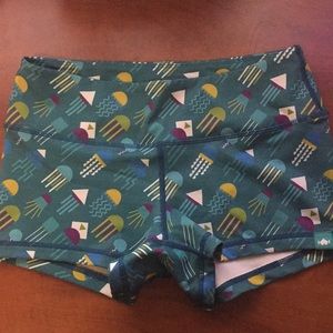 Wodbottom jellyfish shorts